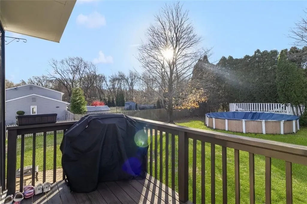 95 Amy Drive Cranston RI 02921