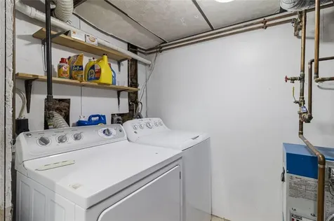 95 Amy Drive Cranston RI 02921