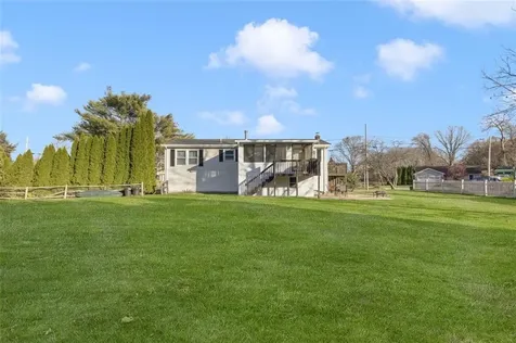 95 Amy Drive Cranston RI 02921