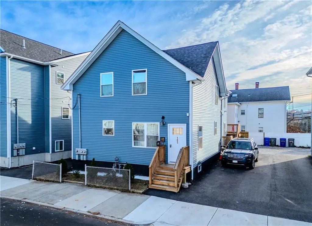 105 Metcalf Street Providence RI 02904