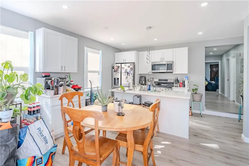 105 Metcalf Street Providence RI 02904
