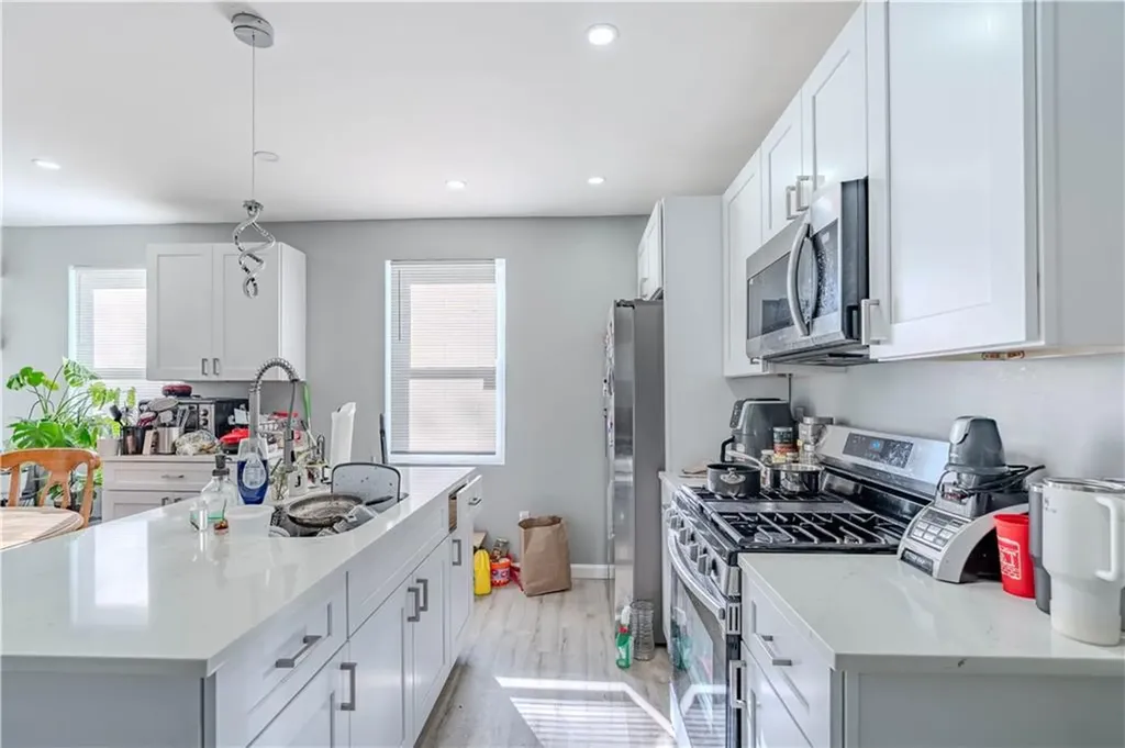 105 Metcalf Street Providence RI 02904