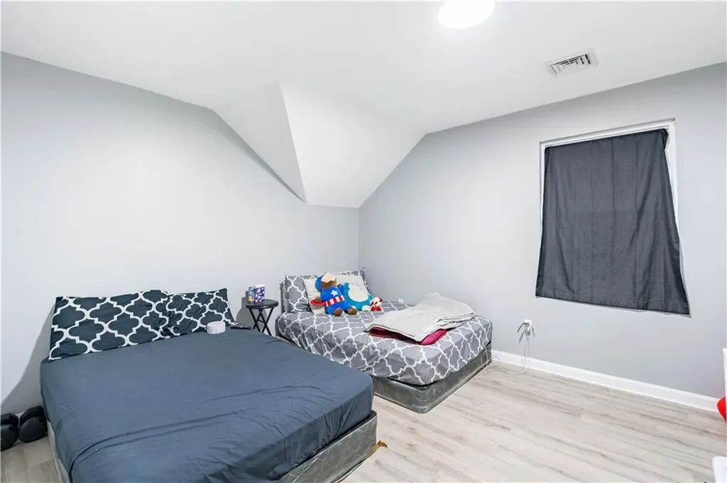 105 Metcalf Street Providence RI 02904