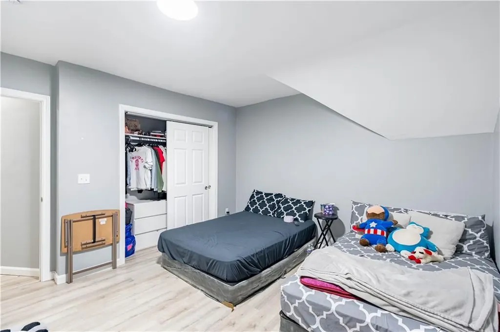 105 Metcalf Street Providence RI 02904