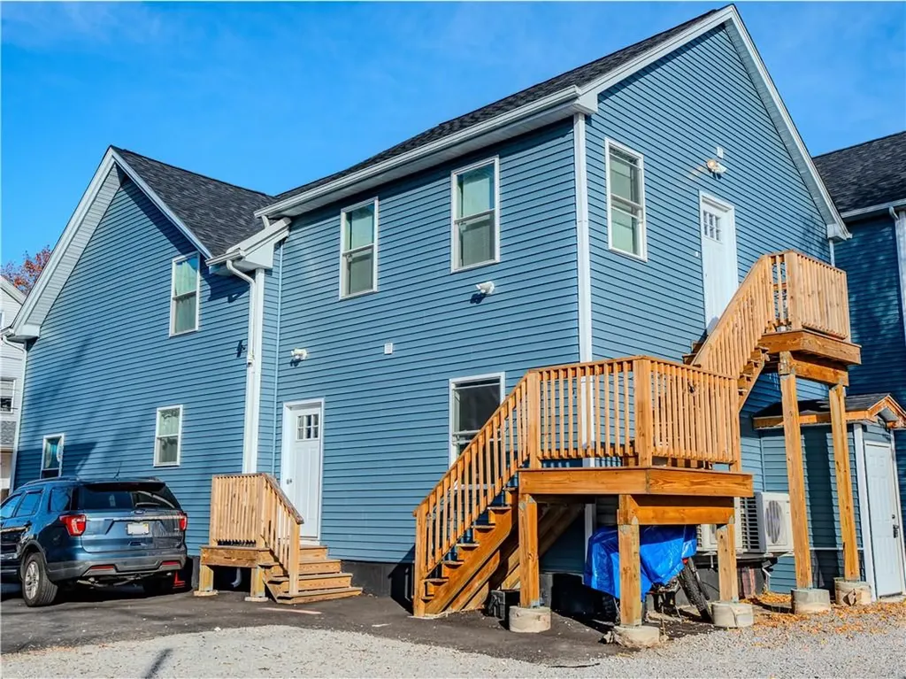 105 Metcalf Street Providence RI 02904