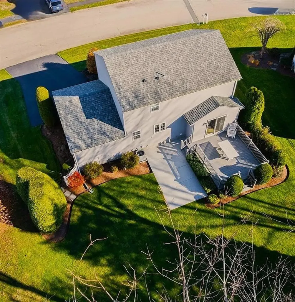 26 Scituate Farms Drive Cranston RI 02921