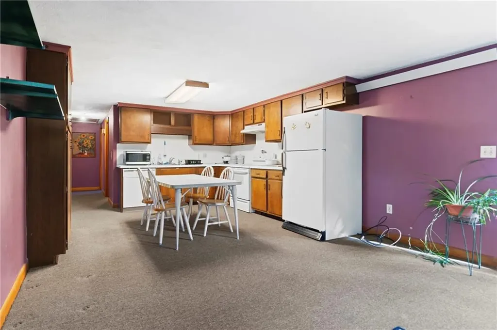 3 Wetherbee Road Foster RI 02825