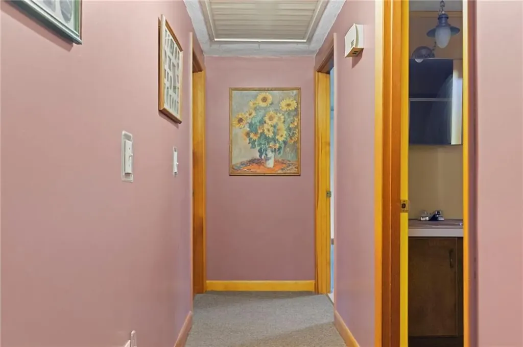 3 Wetherbee Road Foster RI 02825