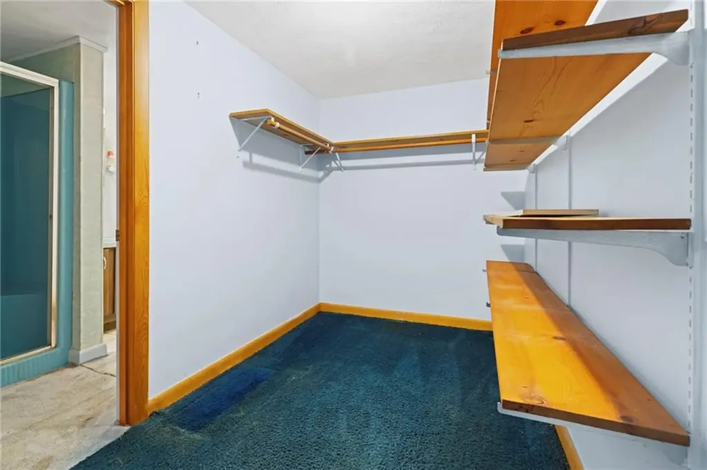 3 Wetherbee Road Foster RI 02825