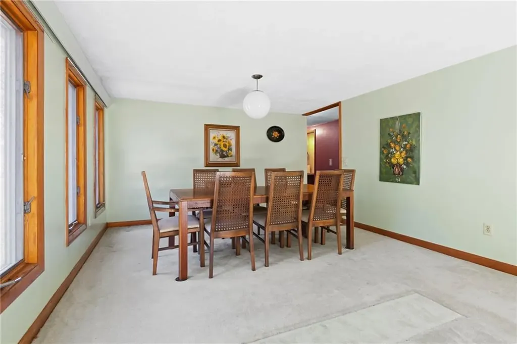 3 Wetherbee Road Foster RI 02825