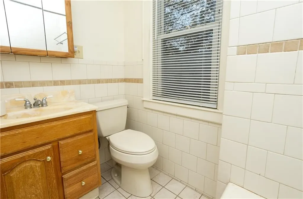 16 Hilltop Avenue West Warwick RI 02893