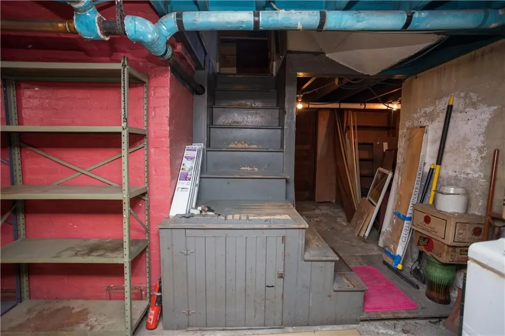 16 Hilltop Avenue West Warwick RI 02893