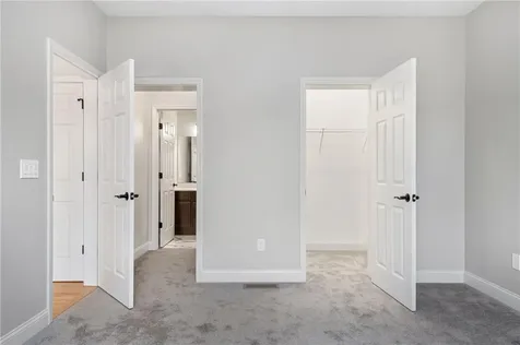 35 Whittier Drive South Kingstown RI 02879