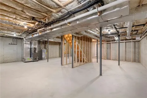 35 Whittier Drive South Kingstown RI 02879