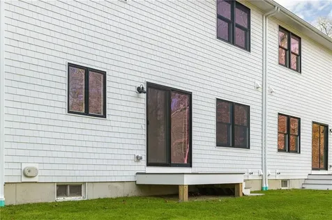 35 Whittier Drive South Kingstown RI 02879