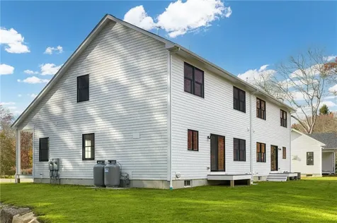 35 Whittier Drive South Kingstown RI 02879