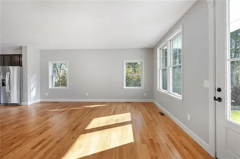 35 Whittier Drive South Kingstown RI 02879