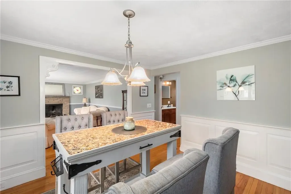 166 Gervais Street Coventry RI 02816
