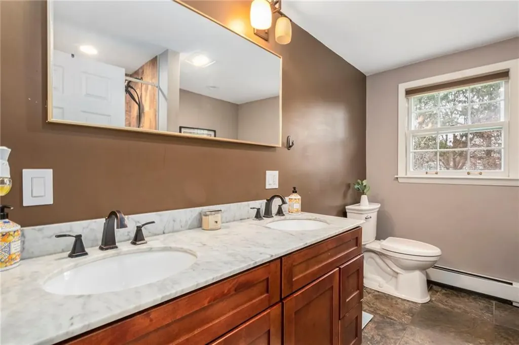 166 Gervais Street Coventry RI 02816