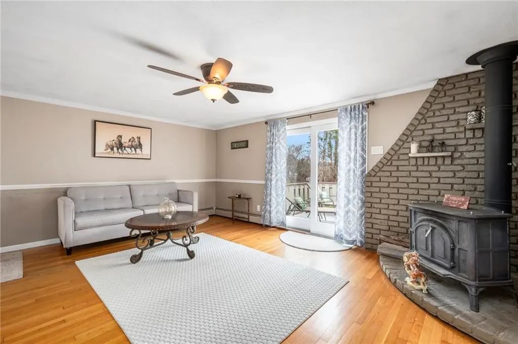166 Gervais Street Coventry RI 02816