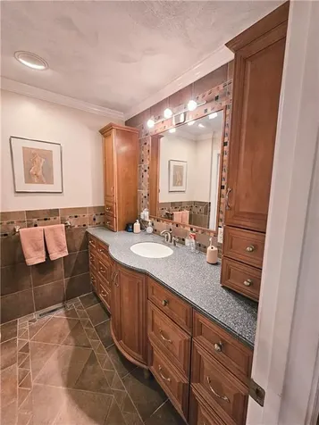 6 Blue Spruce Drive Coventry RI 02816