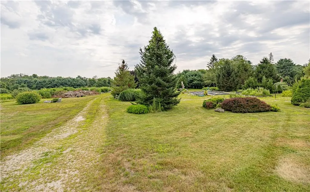 93 Moosup Valley Road Foster RI 02825