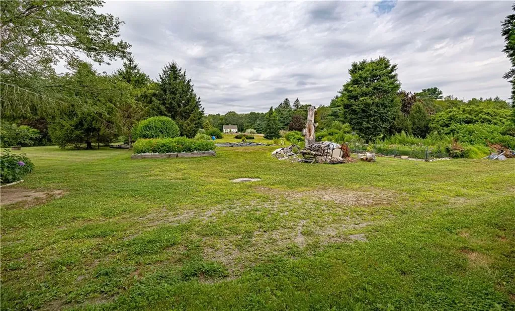 93 Moosup Valley Road Foster RI 02825