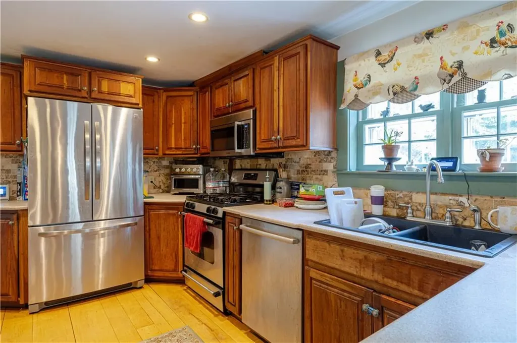 93 Moosup Valley Road Foster RI 02825