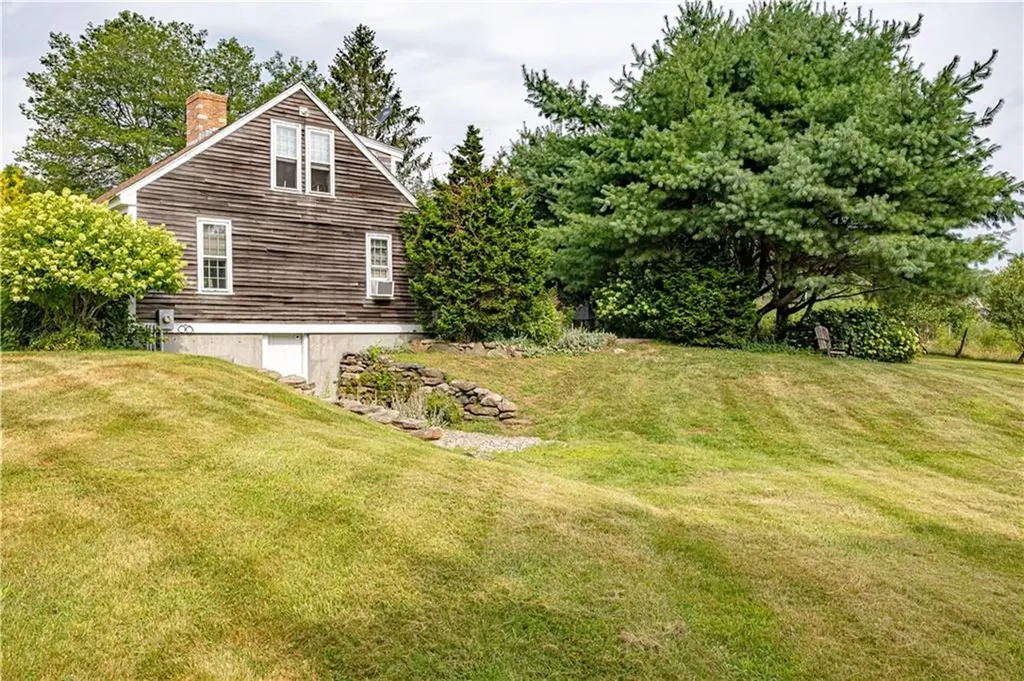 93 Moosup Valley Road Foster RI 02825