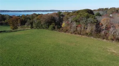 0 Main Road Tiverton RI 02878