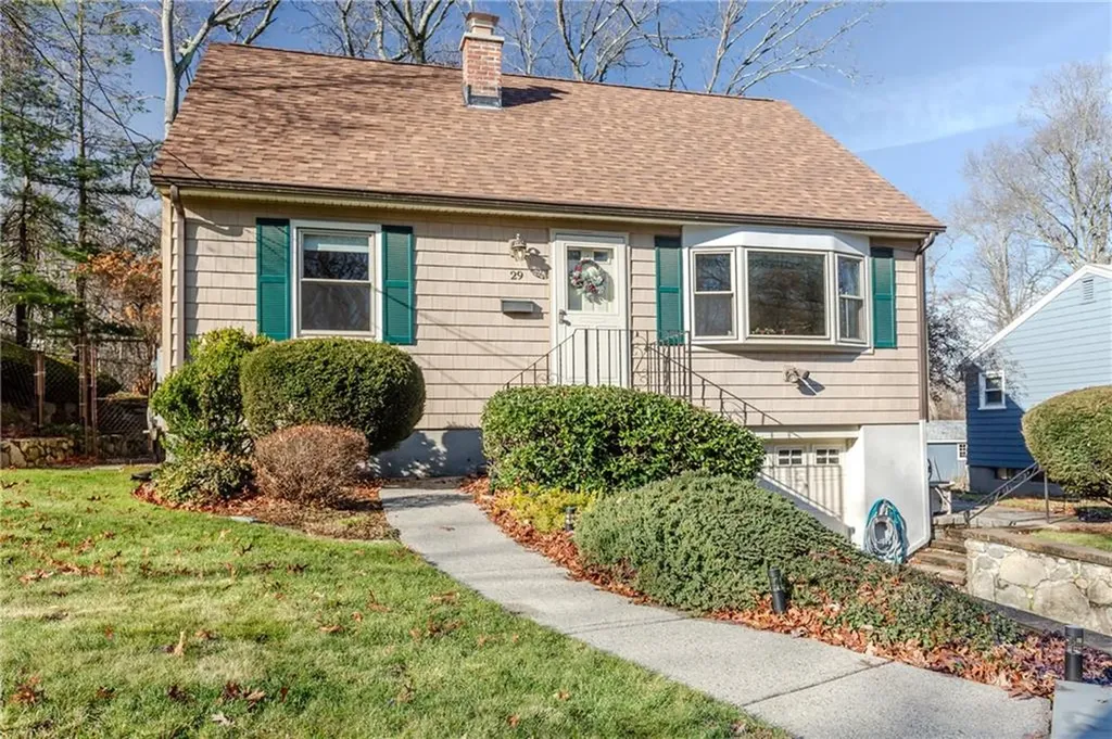 29 Julien Street Smithfield RI 02917