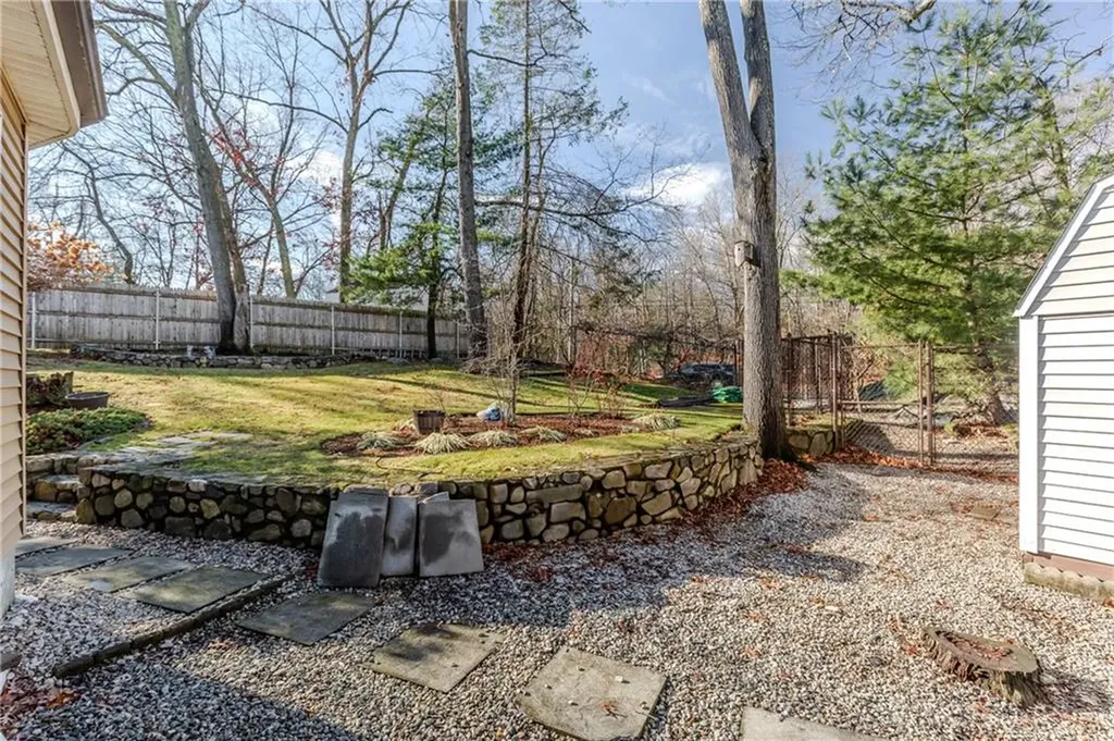 29 Julien Street Smithfield RI 02917