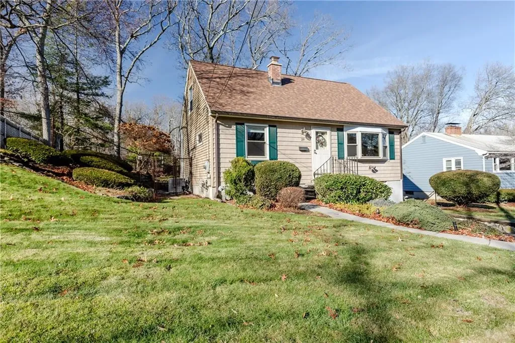 29 Julien Street Smithfield RI 02917