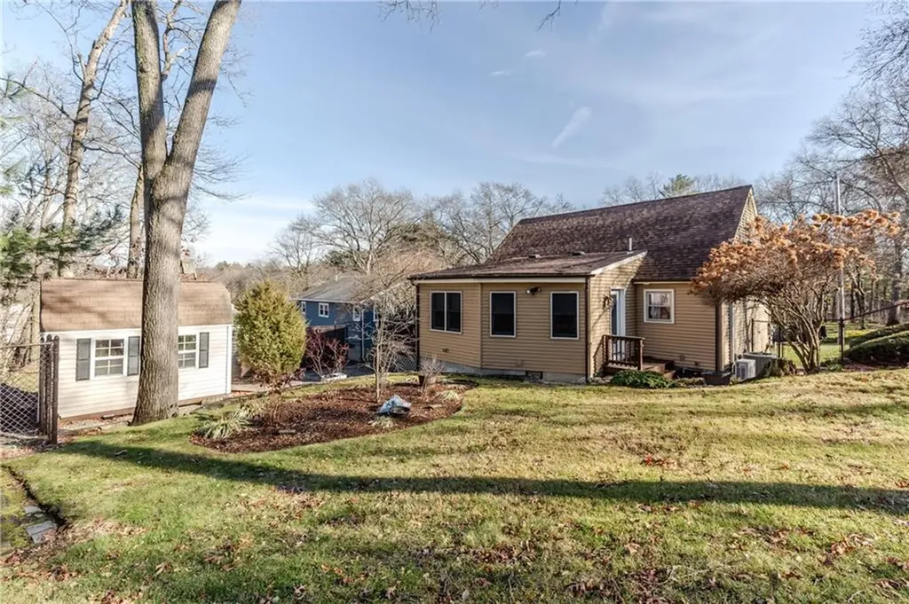 29 Julien Street Smithfield RI 02917