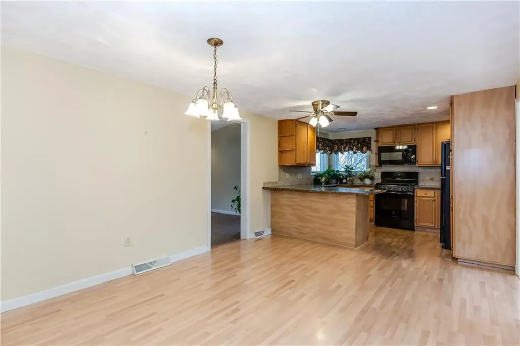 29 Julien Street Smithfield RI 02917