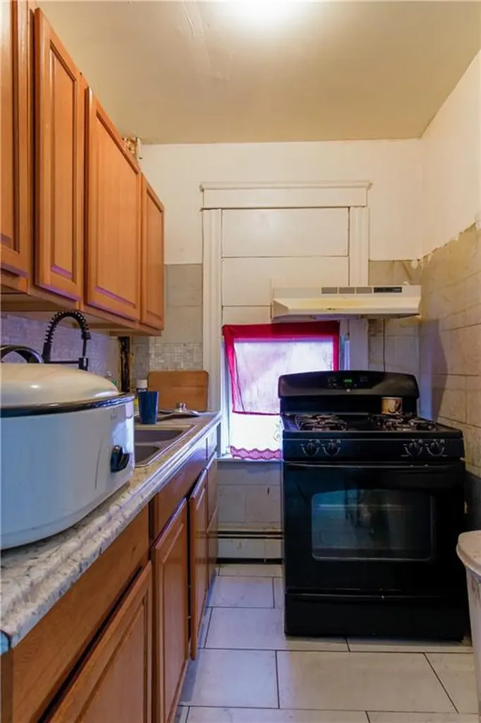 271 Althea Street Providence RI 02909