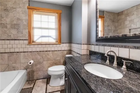 105 Borden Road Tiverton RI 02878