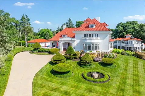 4 Yosemite Valley Road Westerly RI 02891