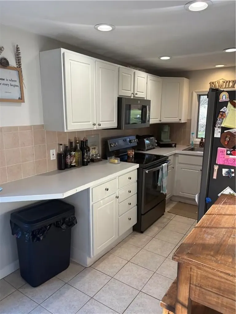 321 Laten Knight Road Cranston RI 02921