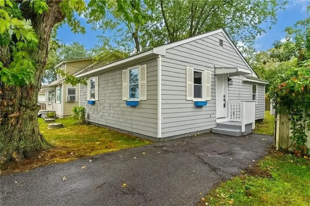 19 Curtis Street Warwick RI 02889