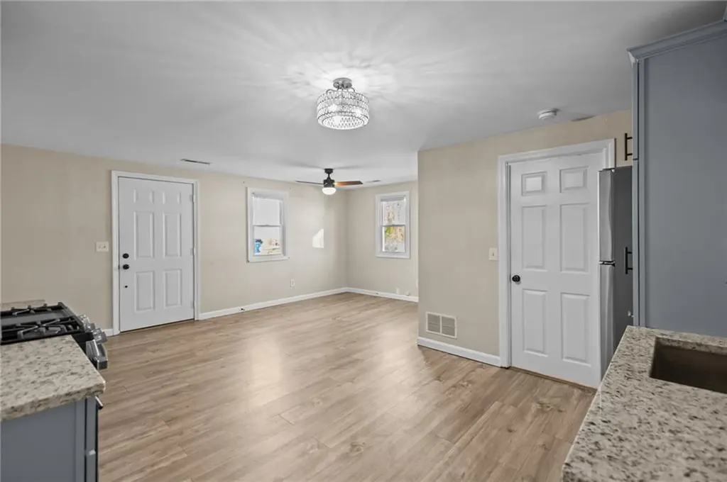 19 Curtis Street Warwick RI 02889