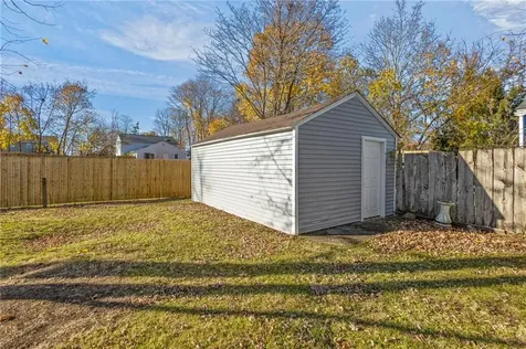 19 Curtis Street Warwick RI 02889