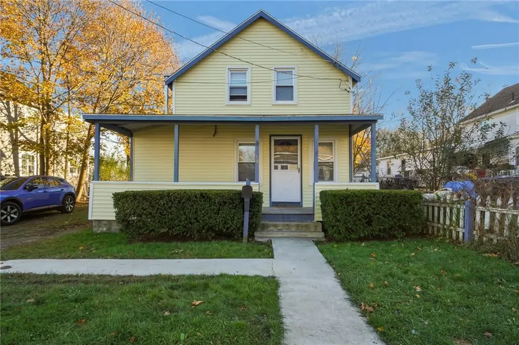 38 Pender Avenue Warwick RI 02889