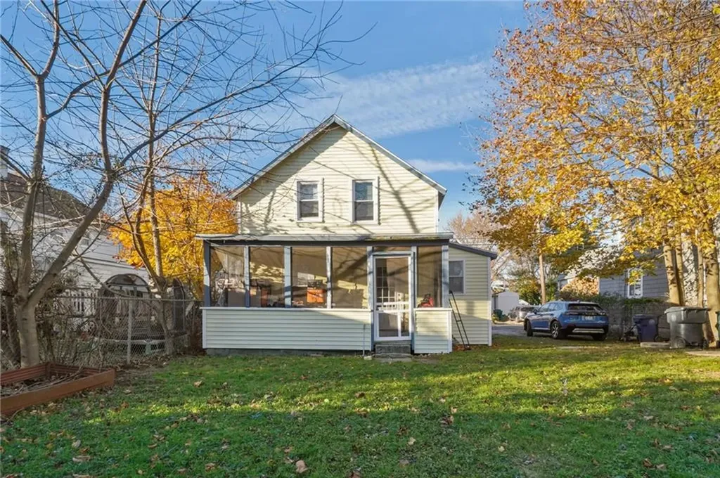 38 Pender Avenue Warwick RI 02889