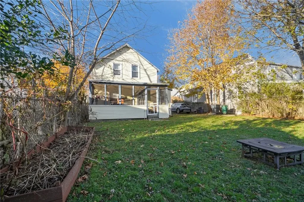 38 Pender Avenue Warwick RI 02889