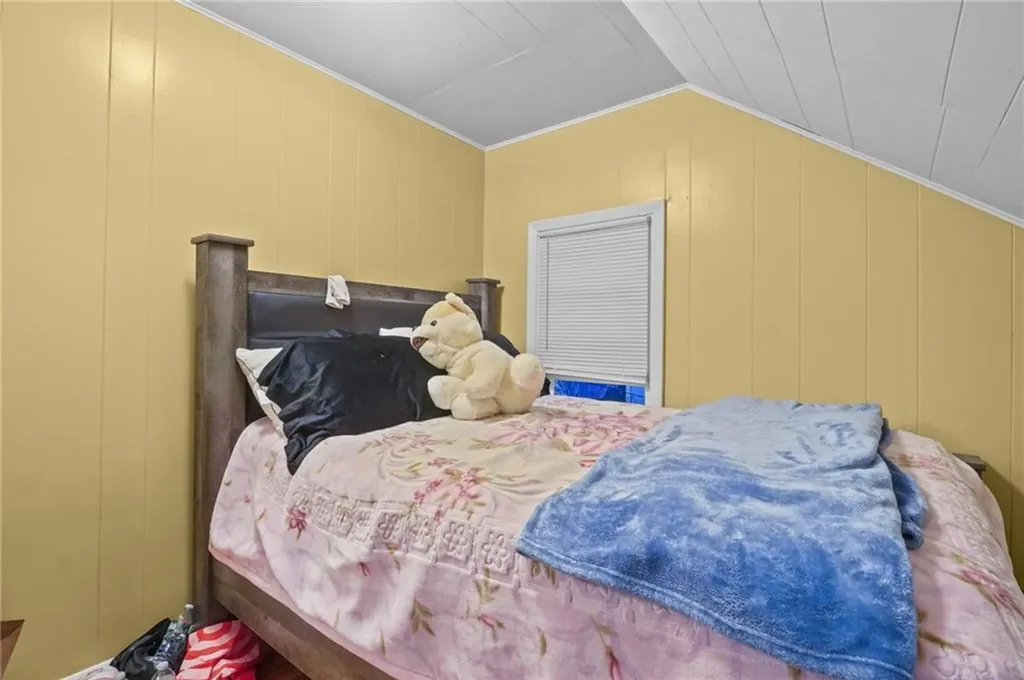 38 Pender Avenue Warwick RI 02889