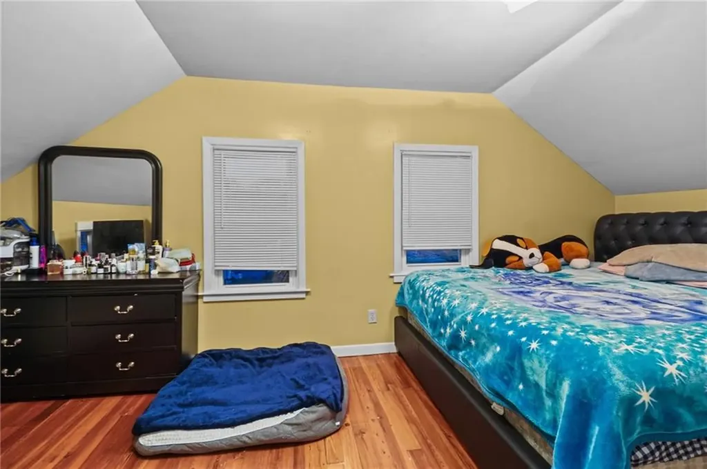 38 Pender Avenue Warwick RI 02889