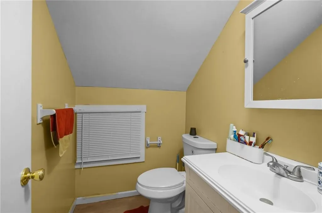 38 Pender Avenue Warwick RI 02889