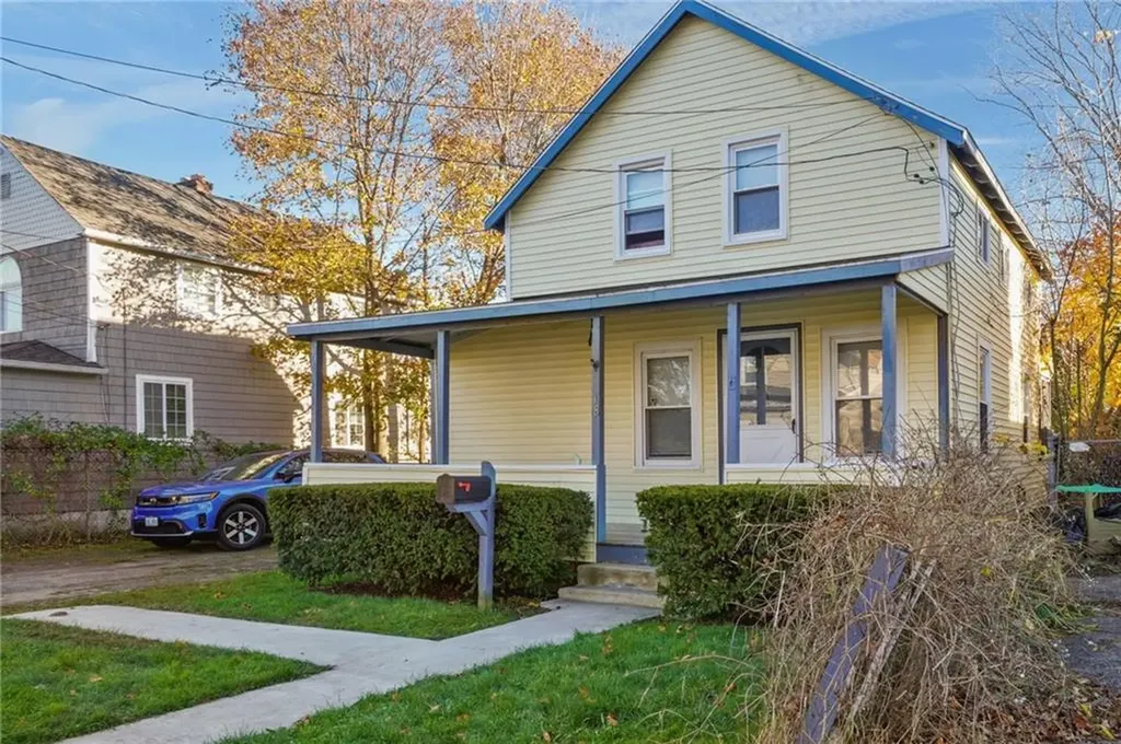 38 Pender Avenue Warwick RI 02889