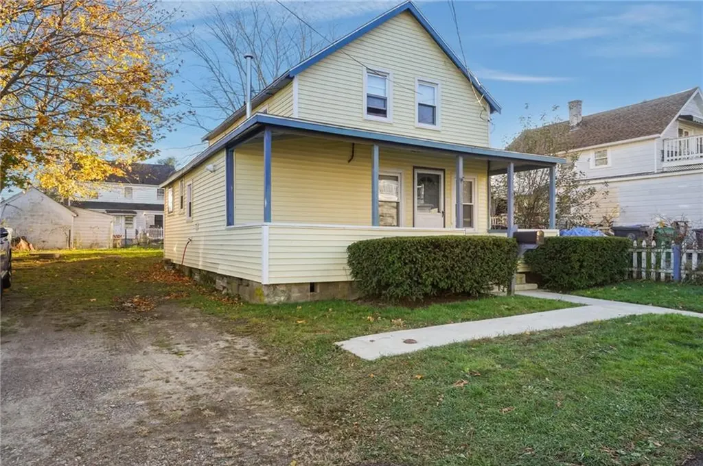 38 Pender Avenue Warwick RI 02889